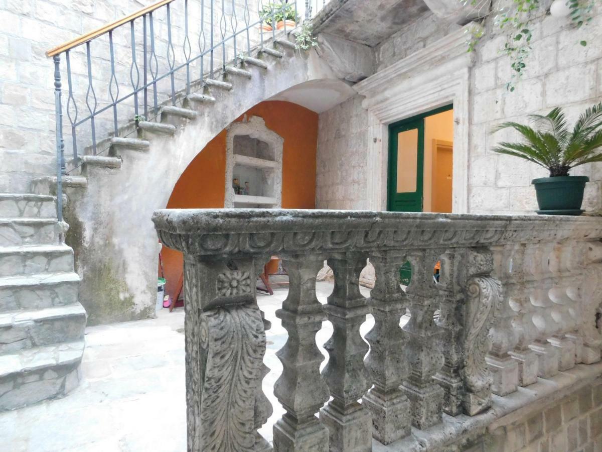 P.S. Cattaro Apartments Esterno foto
