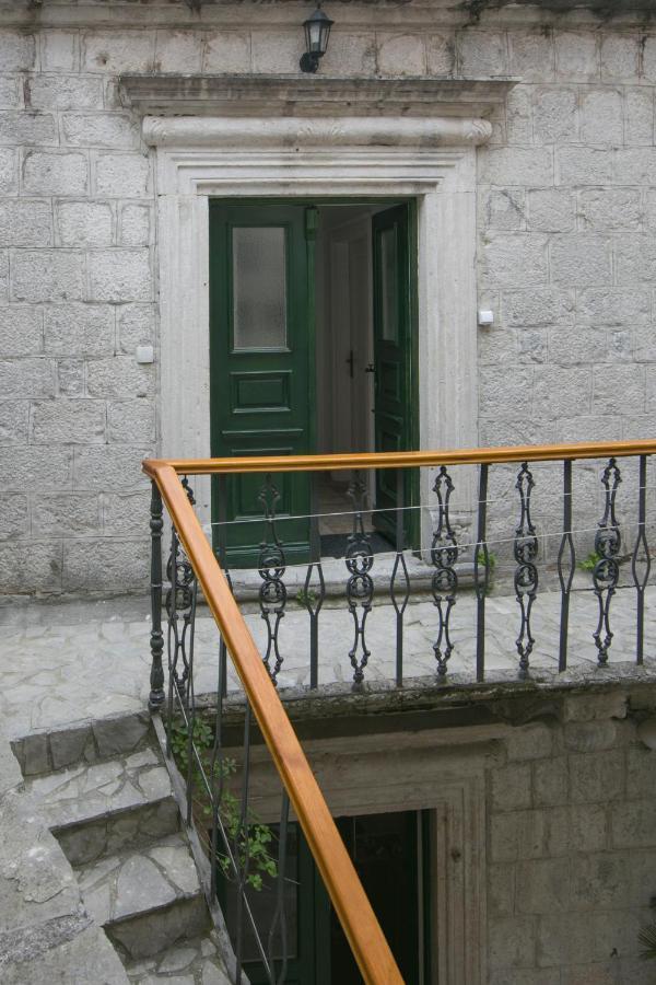 P.S. Cattaro Apartments Esterno foto